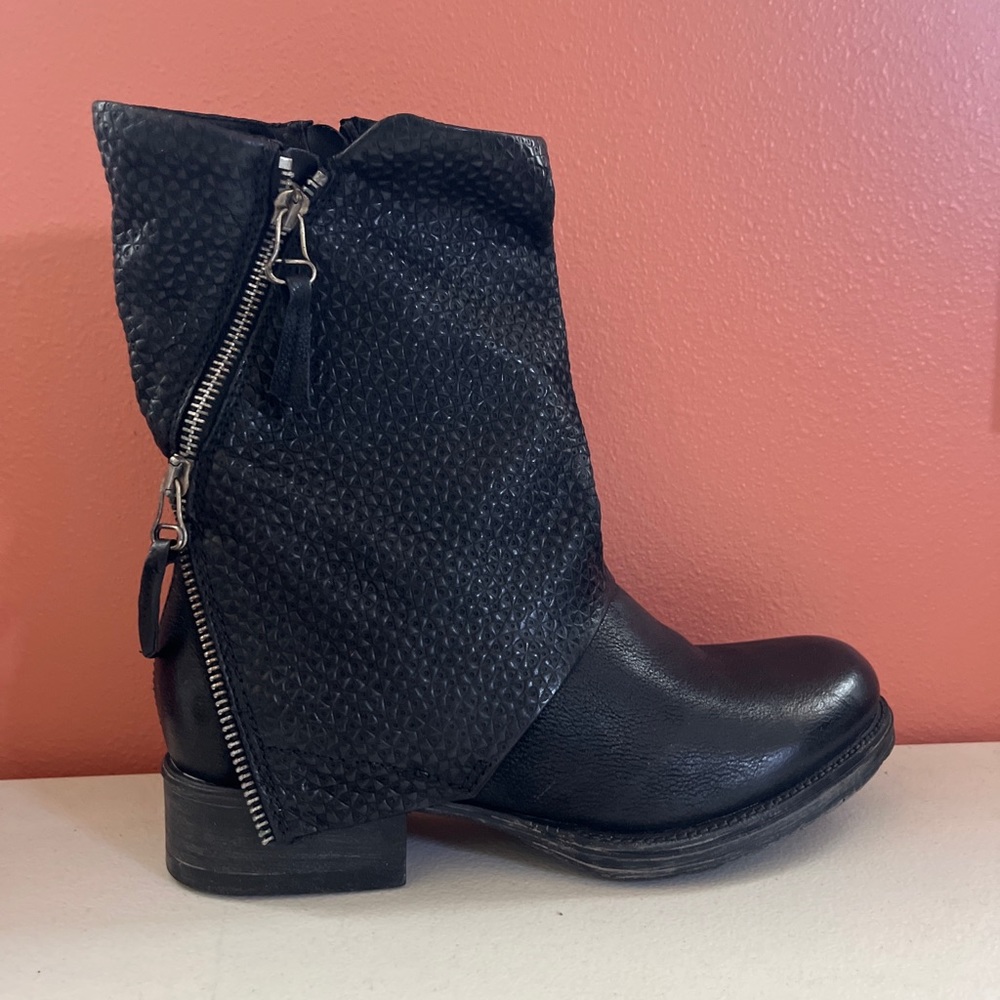 Miz mooz boots